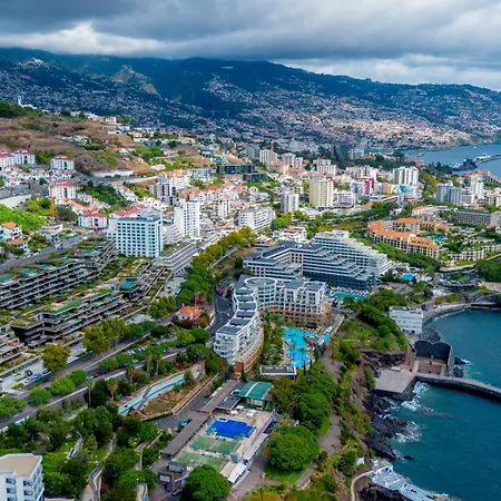 Διαμέρισμα Savoy Luxury *