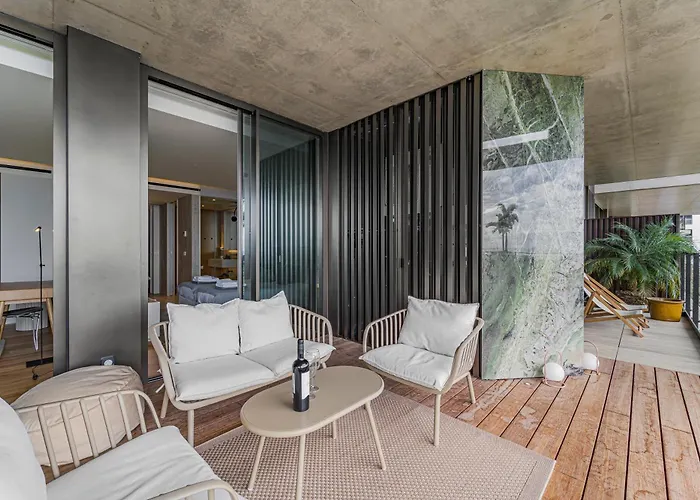 Savoy Luxury דירה פונשל