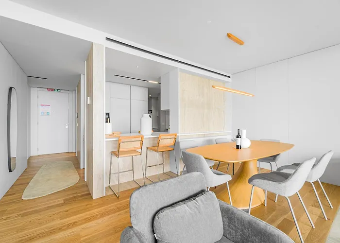 Savoy Luxury * פונשל